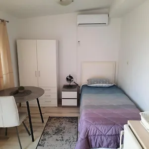  Apartment Verunica